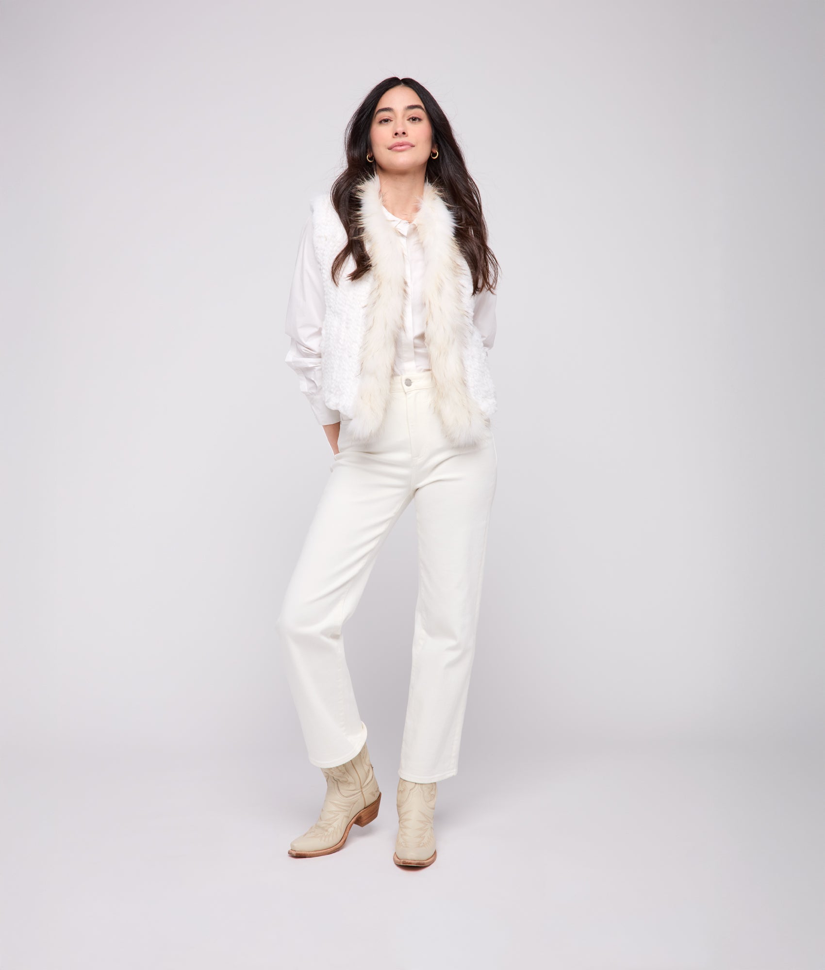 Elysian Fur Vest :: White - Image 2