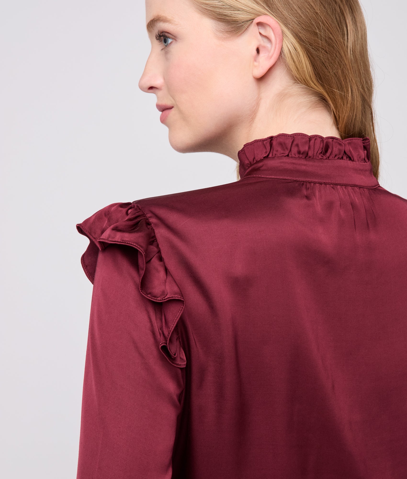 Lourdes Blouse :: Black Cherry - Image 11