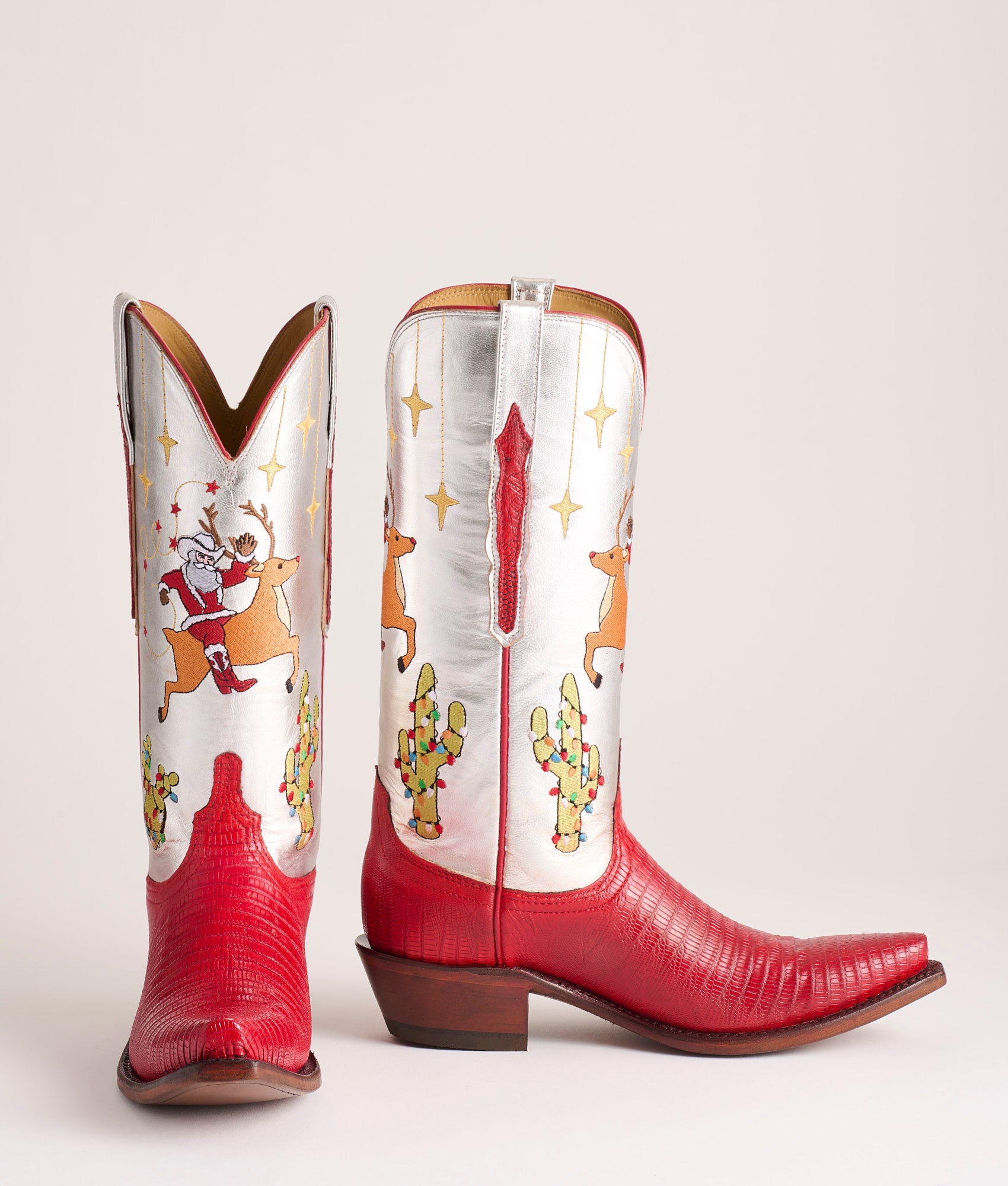 Bell :: Holly Red - Image 2