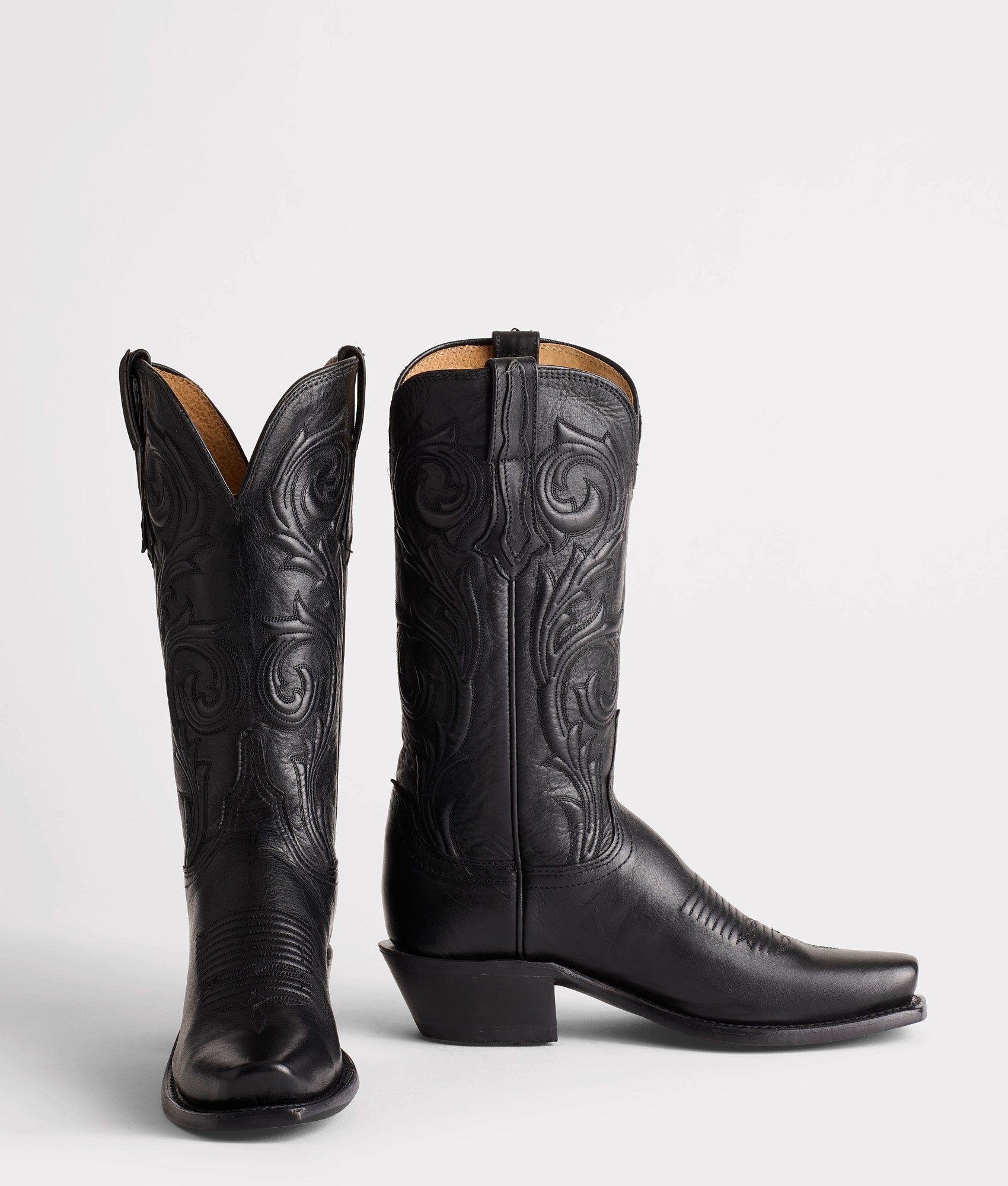 Nicole :: Black - Image 10