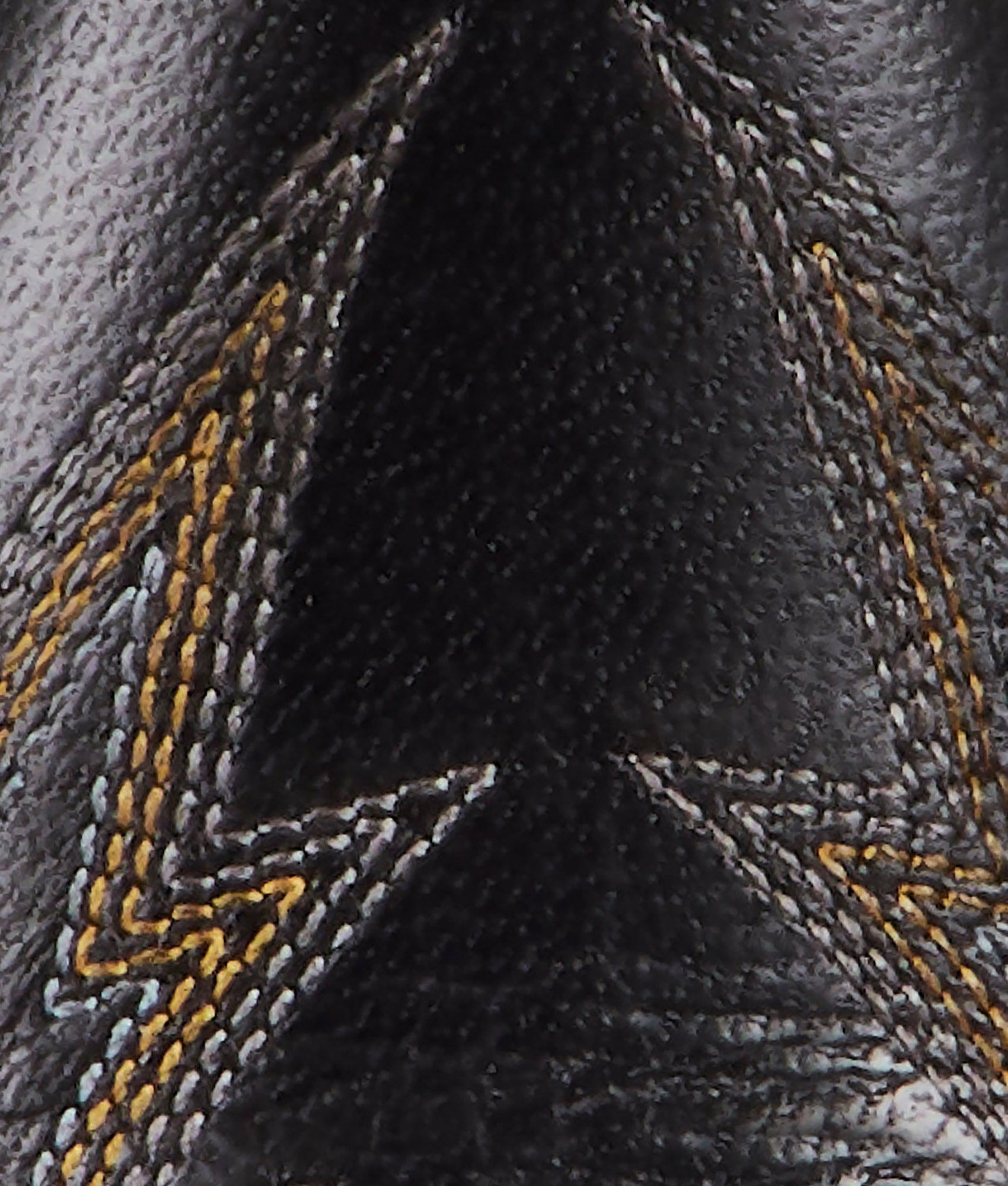 Priscilla :: Black - Image 17